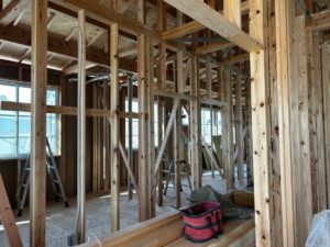 玄関ホールから見た廊下